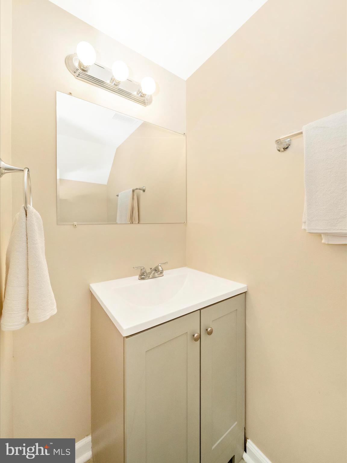 HERITAGE HILL CONDO - Residential