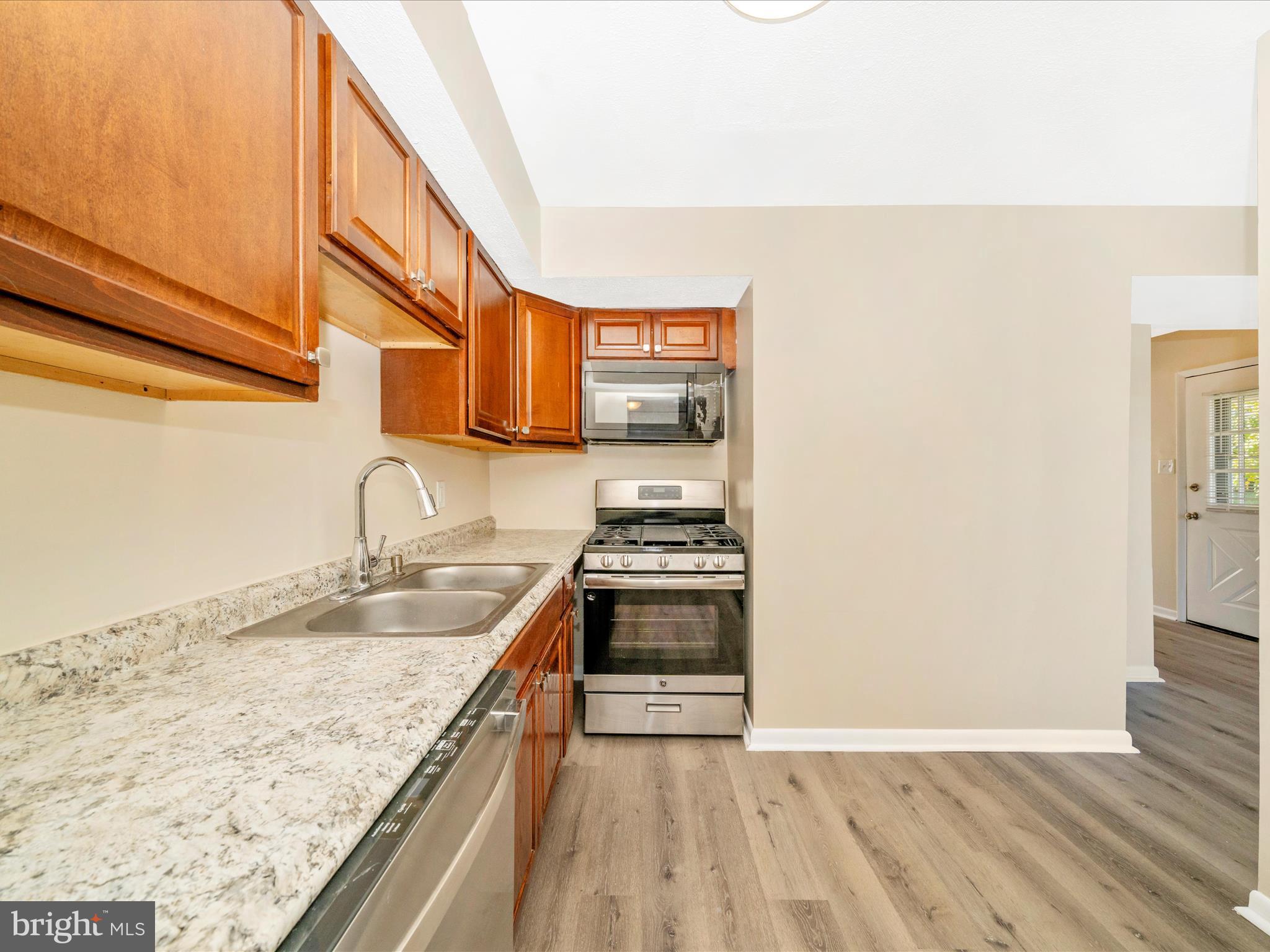 HERITAGE HILL CONDO - Residential