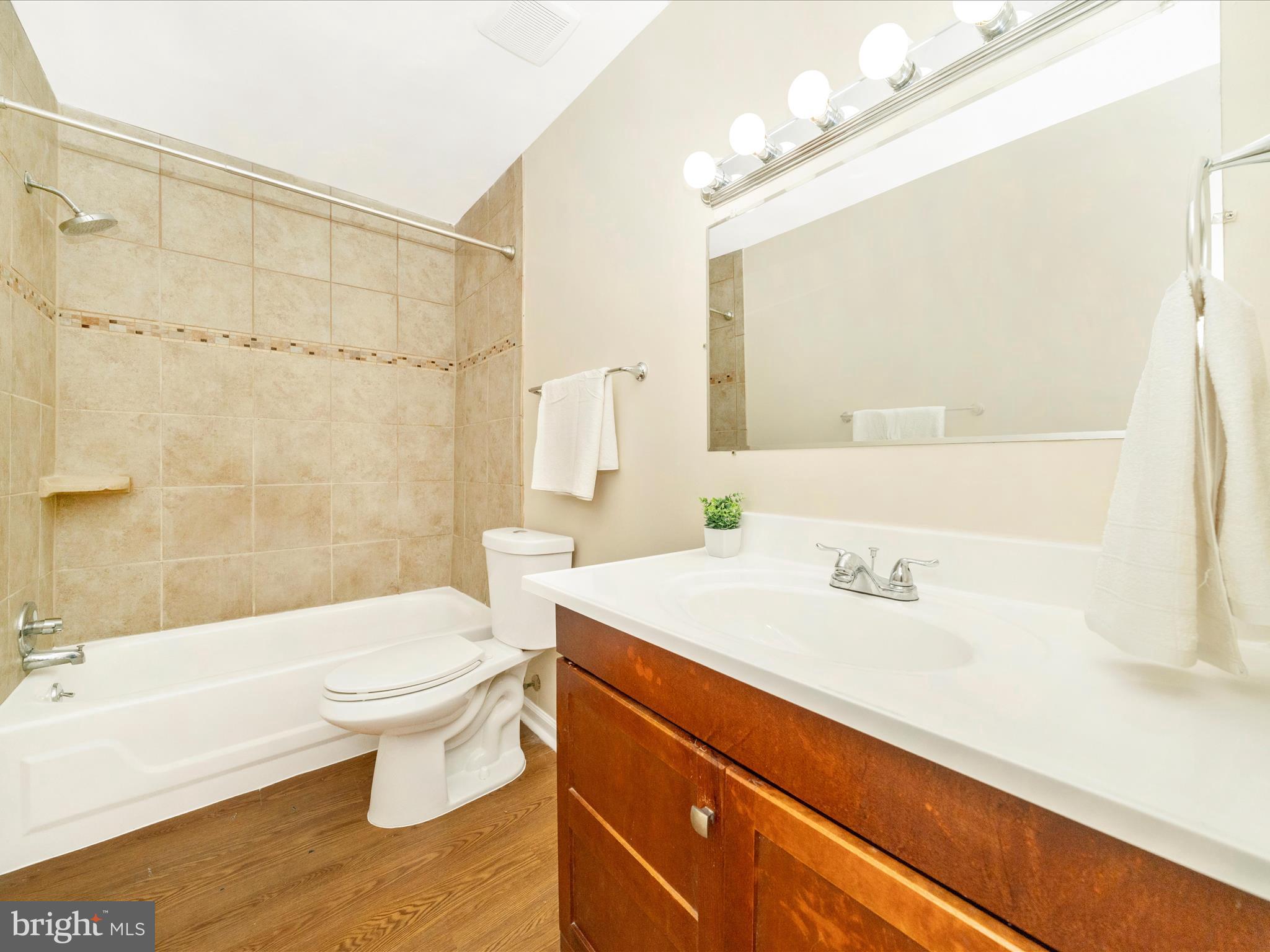 HERITAGE HILL CONDO - Residential