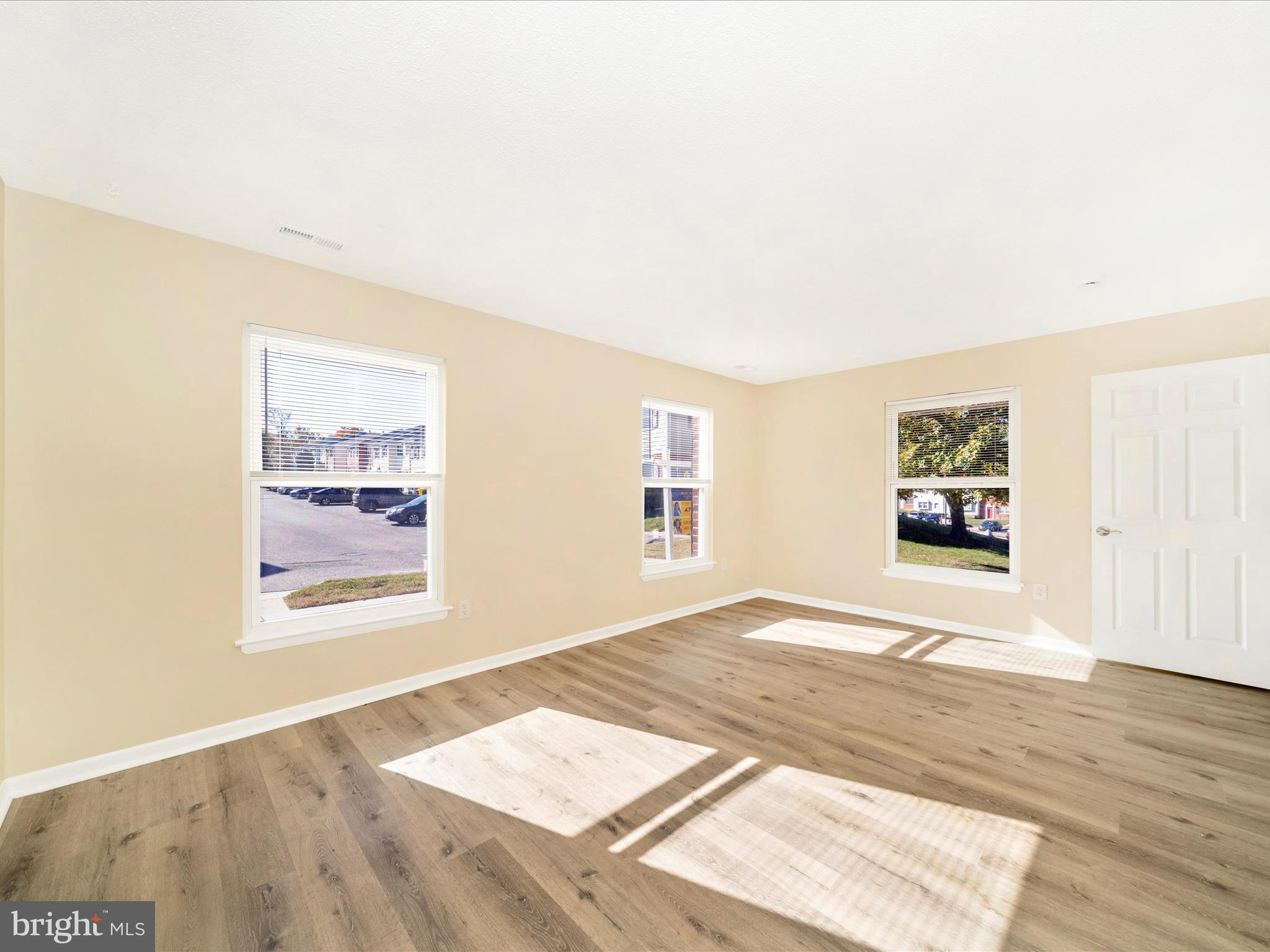 HERITAGE HILL CONDO - Residential