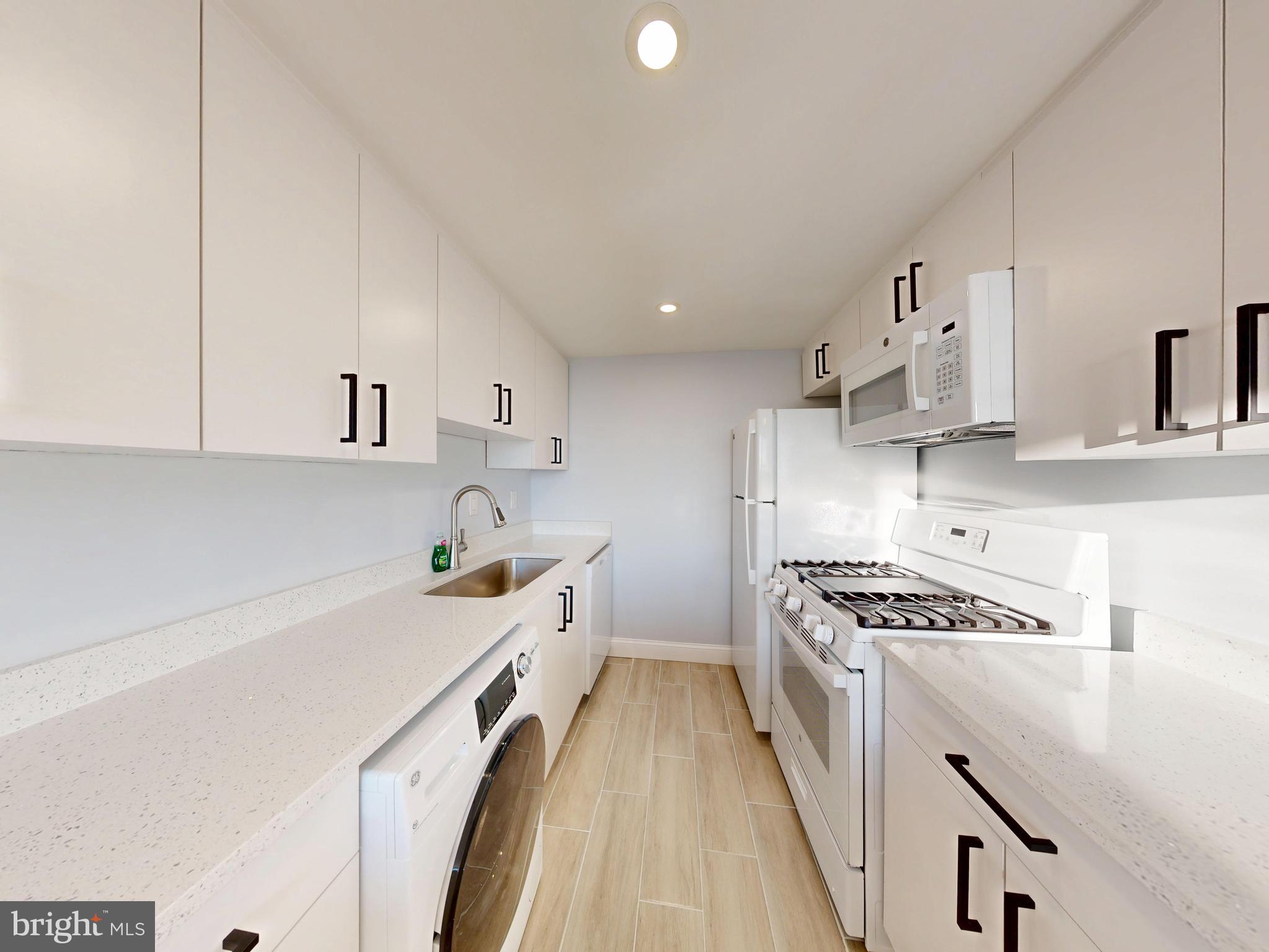 4600 DUKE STREET 1524