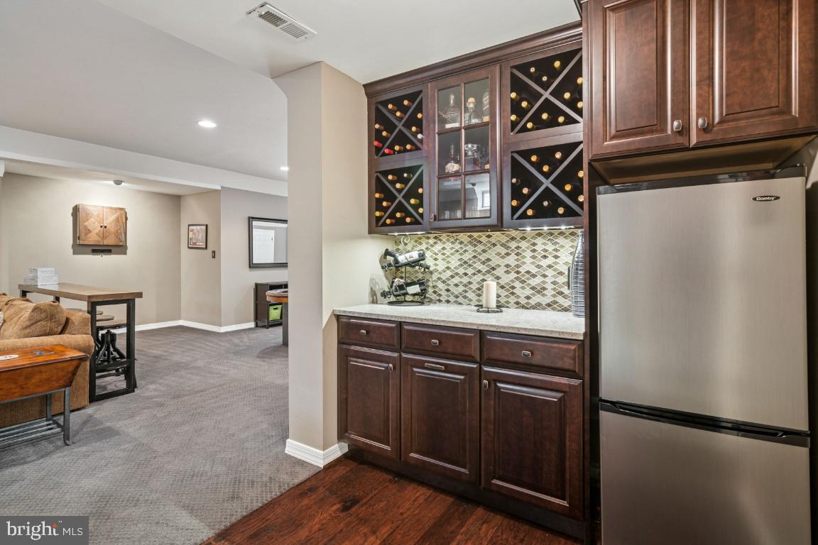 BELMONT COUNTRY CLUB - Residential