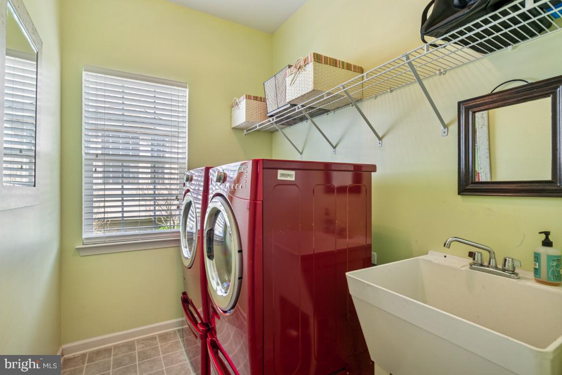 BELMONT COUNTRY CLUB - Residential