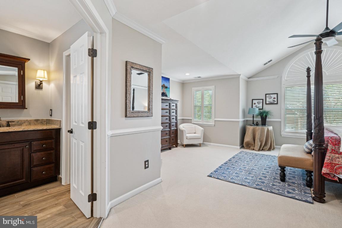 BELMONT COUNTRY CLUB - Residential