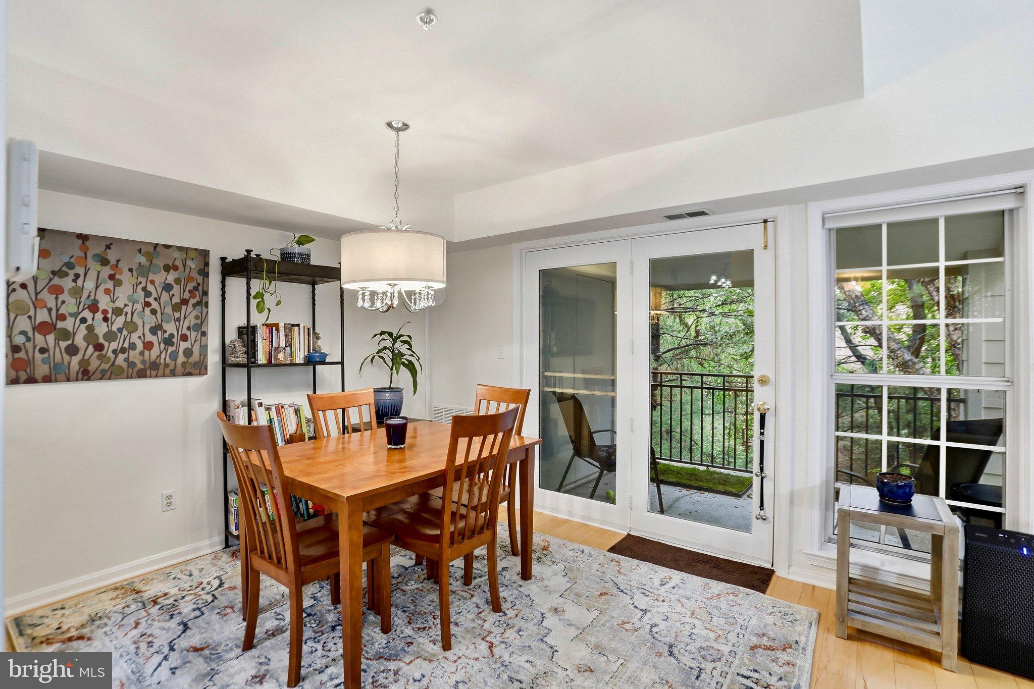 1369 GARDEN WALL CIRCLE 714