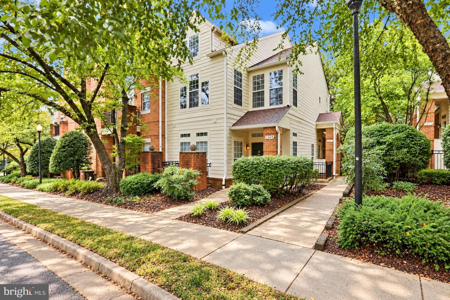 1369 Garden Wall Circle Unit 714
