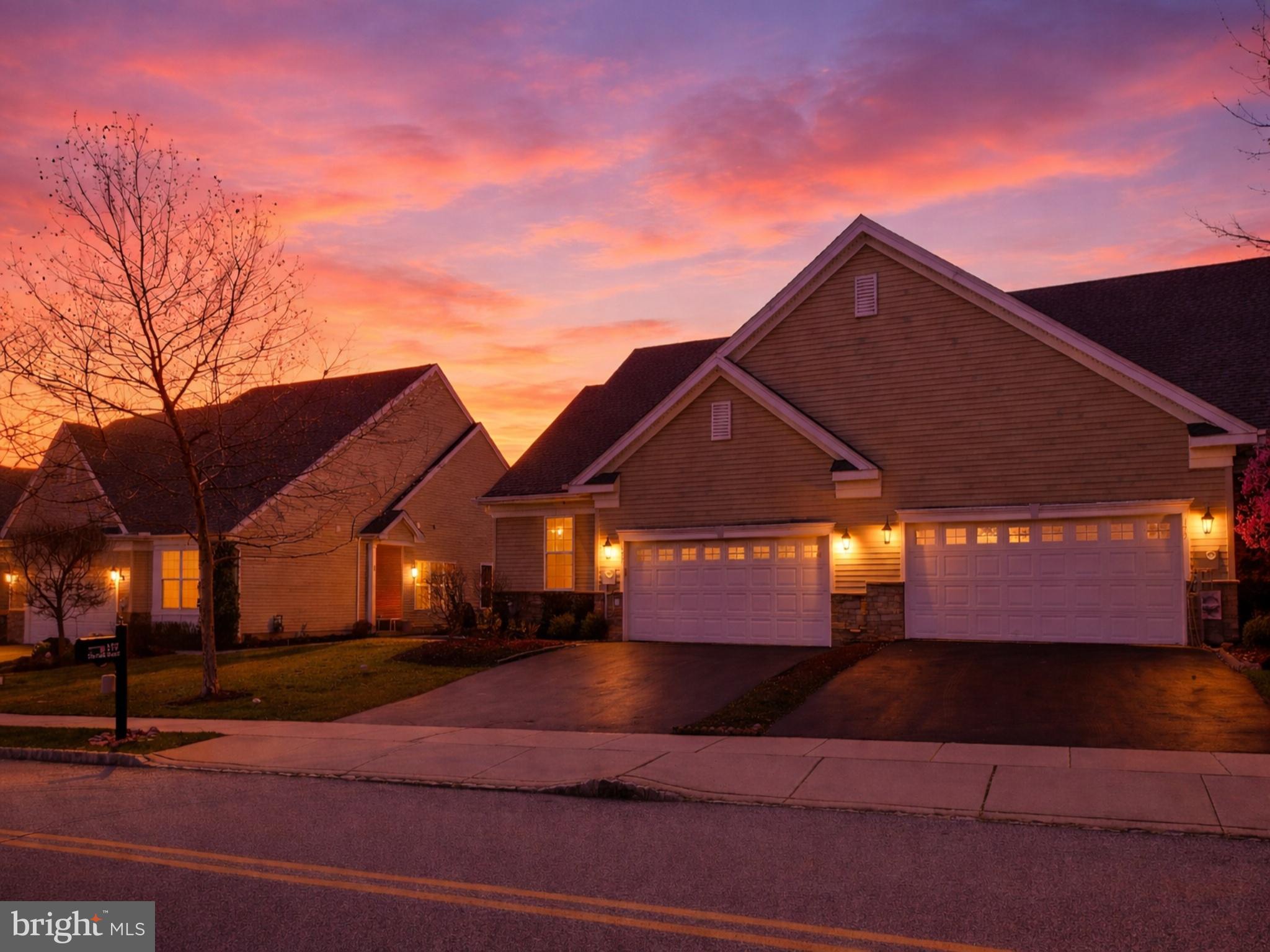 VILLAGES AT HILLVIEW - Residential