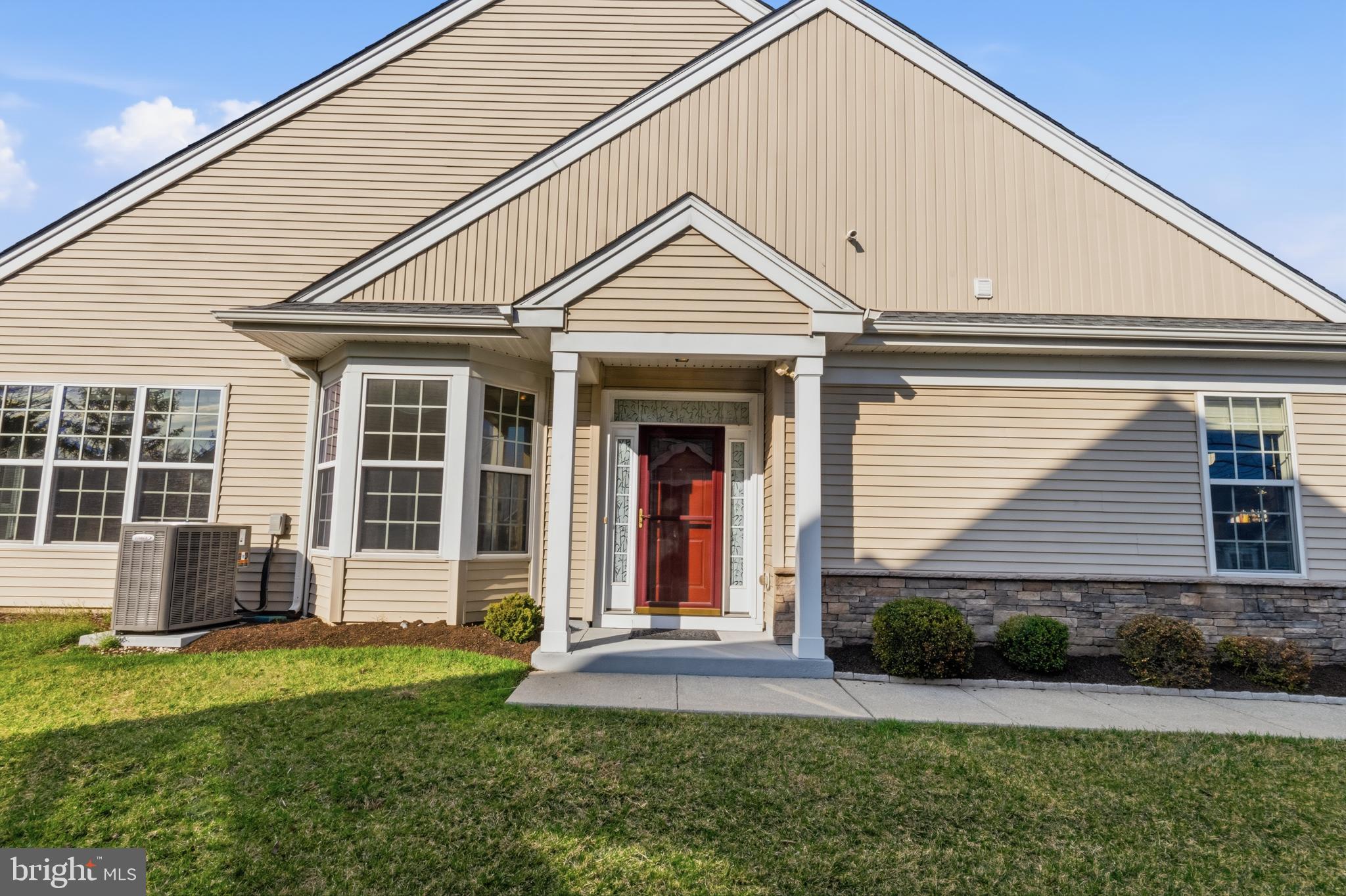 VILLAGES AT HILLVIEW - Residential