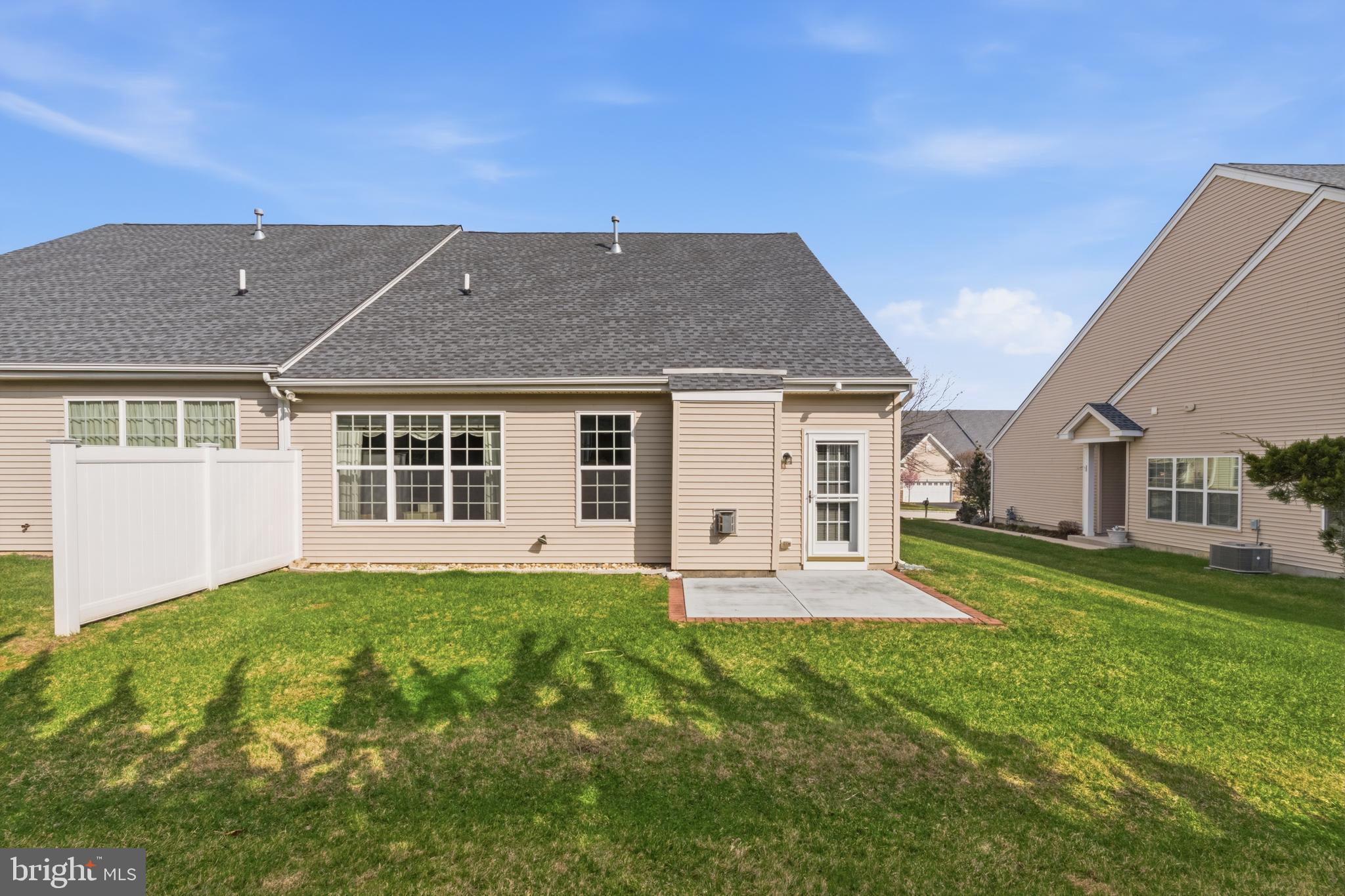 VILLAGES AT HILLVIEW - Residential