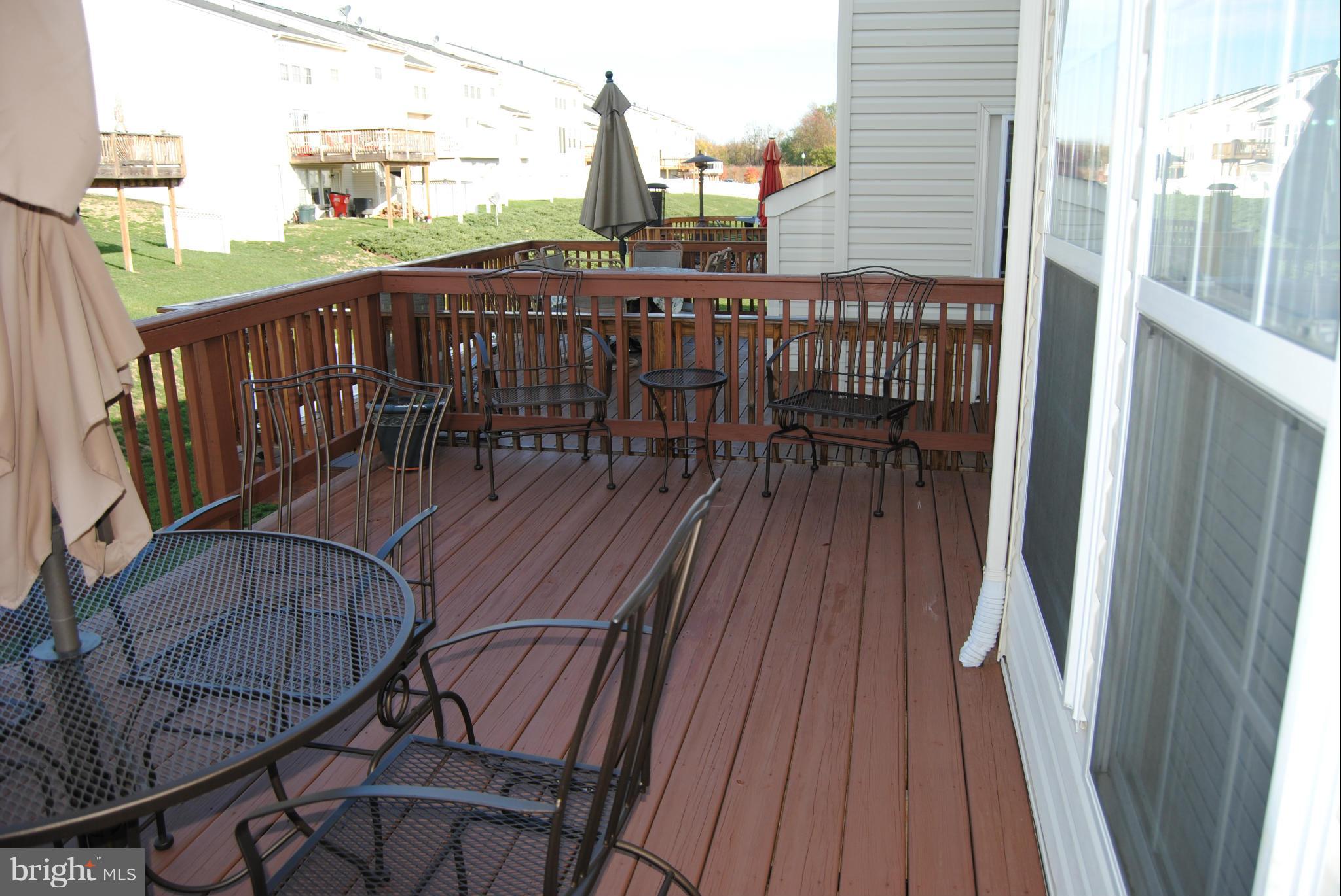 LAKELAND PLACE - Residential