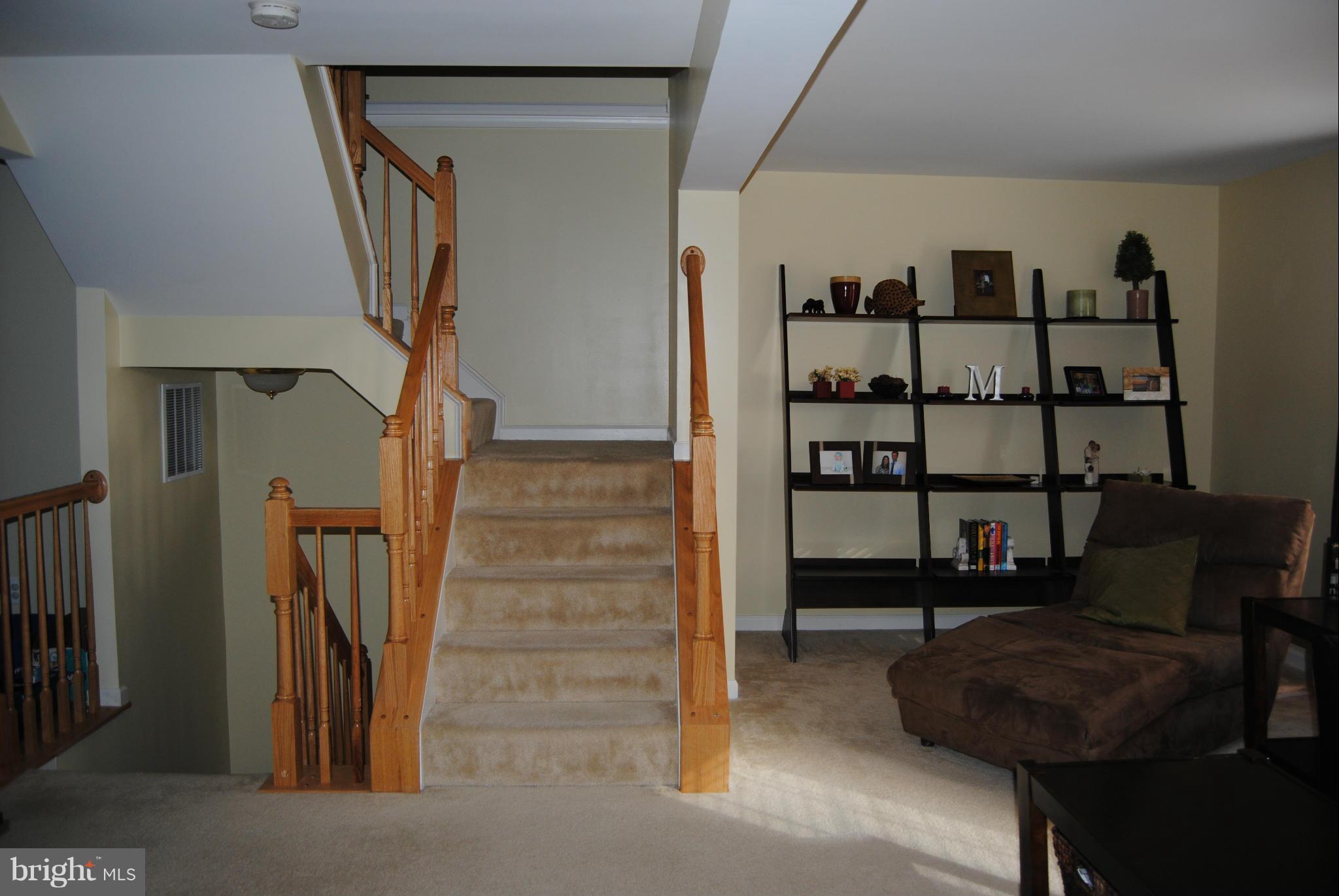 LAKELAND PLACE - Residential