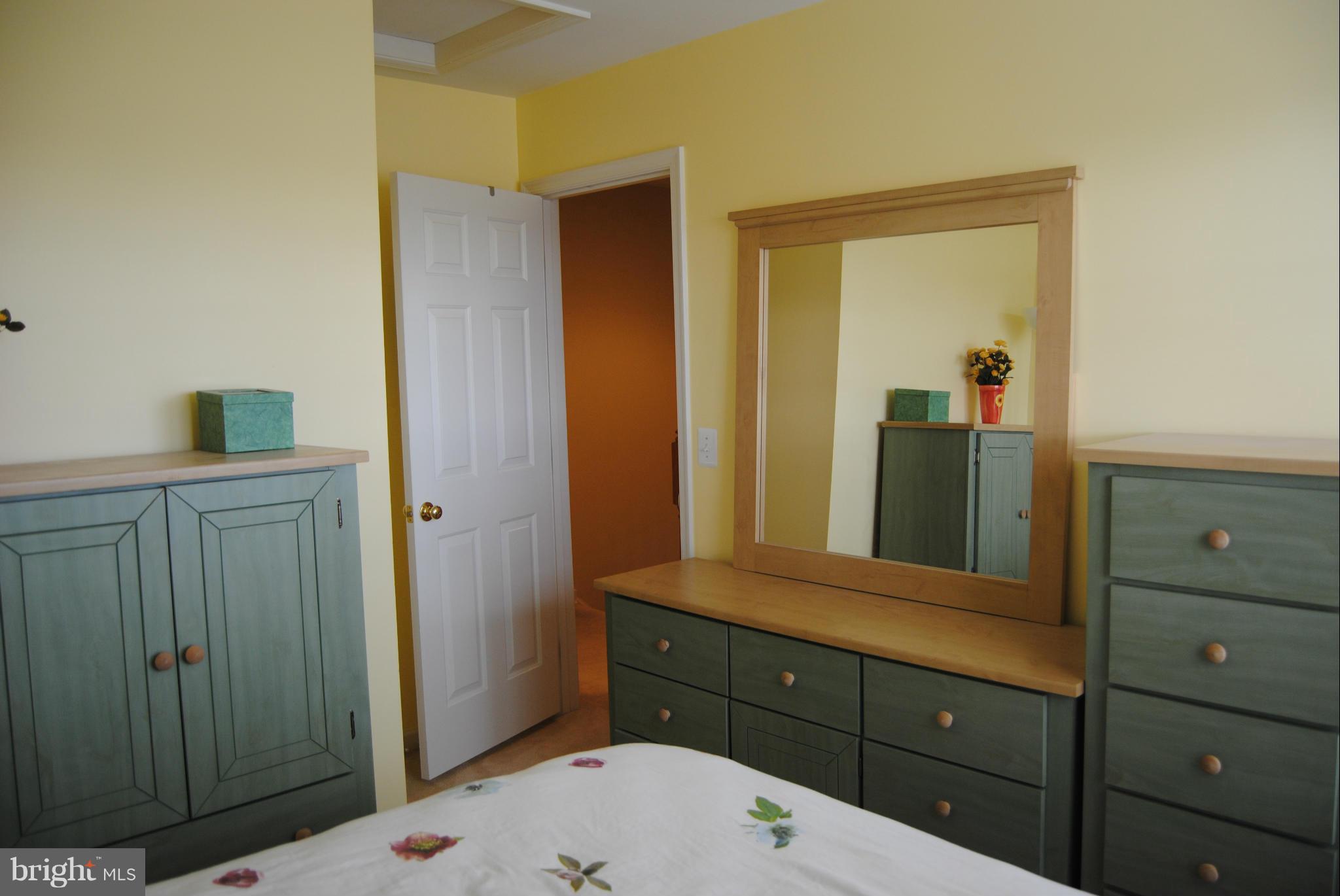 LAKELAND PLACE - Residential