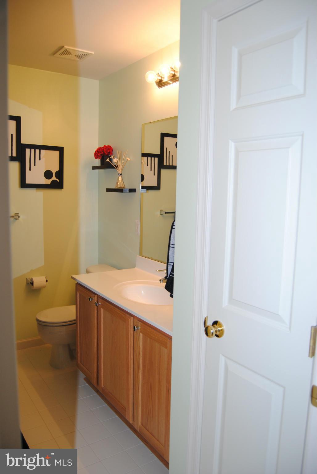 LAKELAND PLACE - Residential