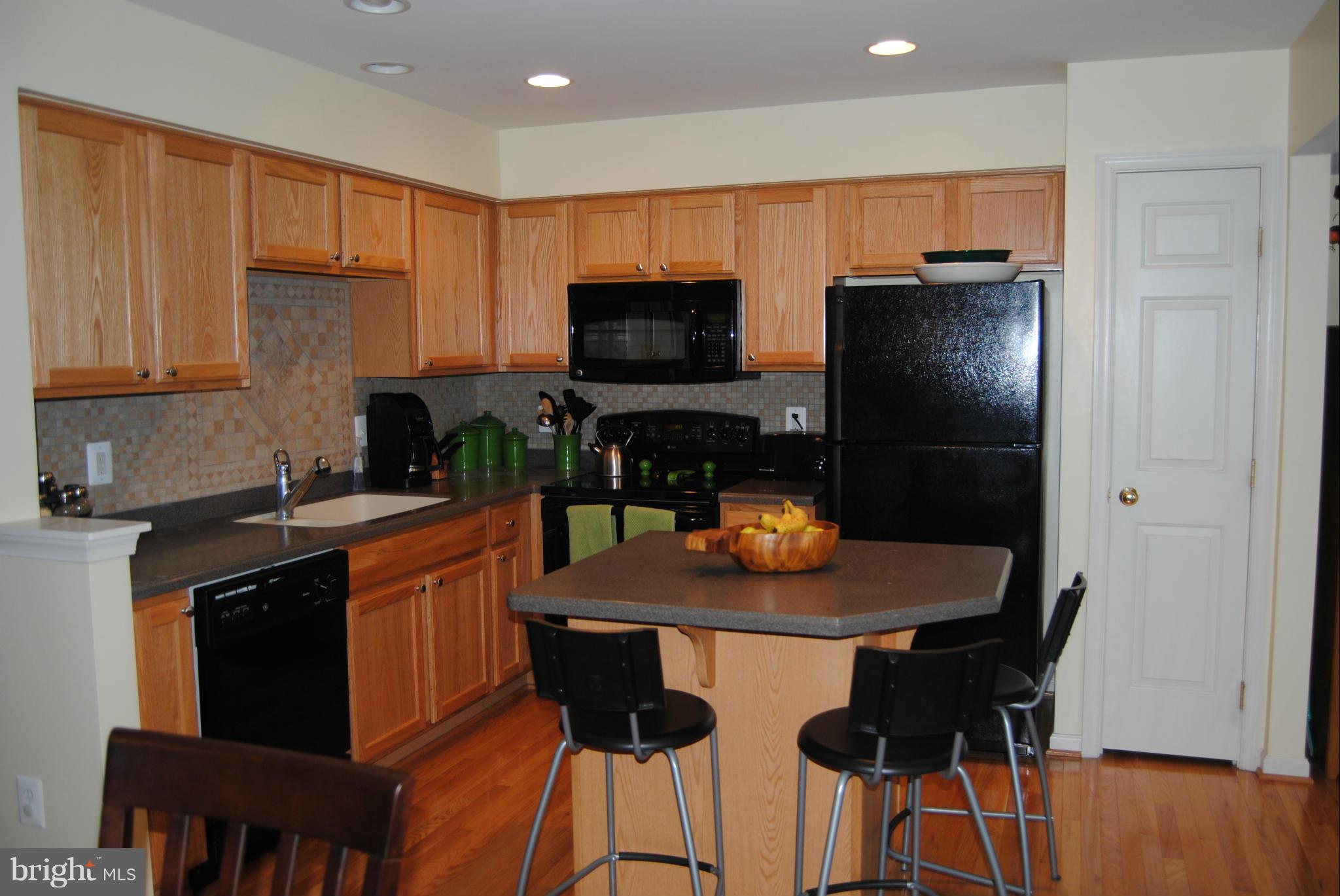 LAKELAND PLACE - Residential