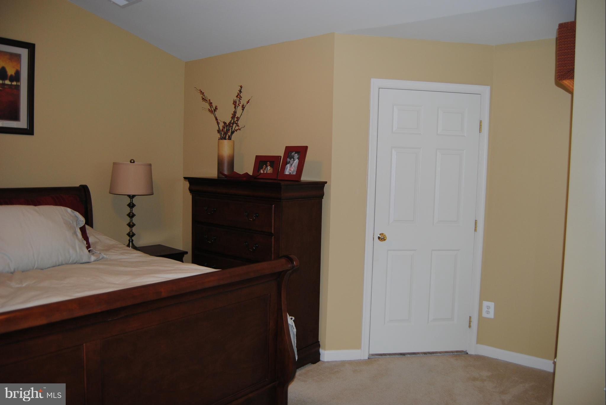 LAKELAND PLACE - Residential