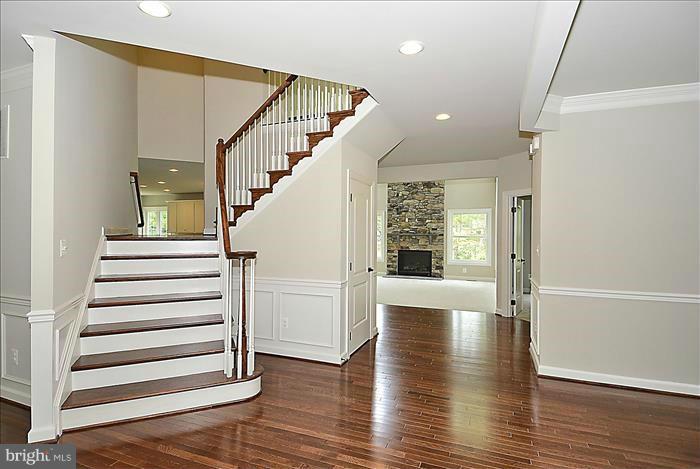 CARDINAL GLEN - Residential