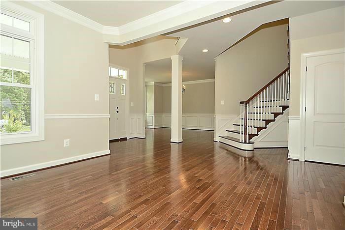 CARDINAL GLEN - Residential