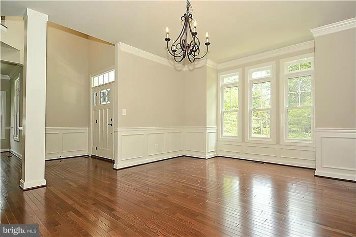 CARDINAL GLEN - Residential