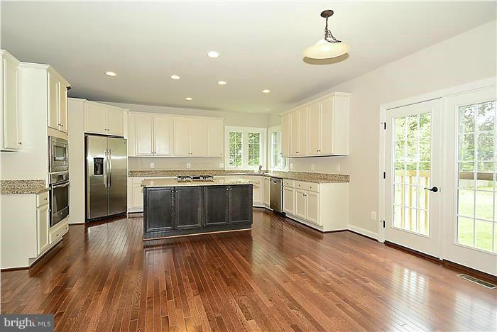 CARDINAL GLEN - Residential