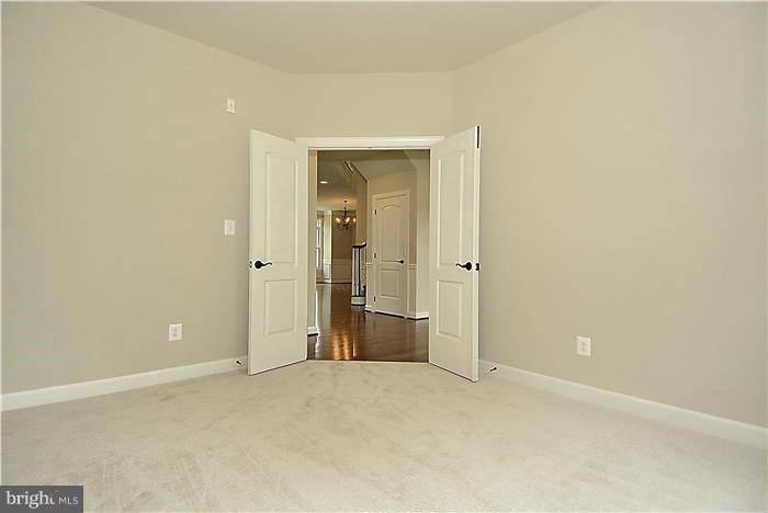 CARDINAL GLEN - Residential