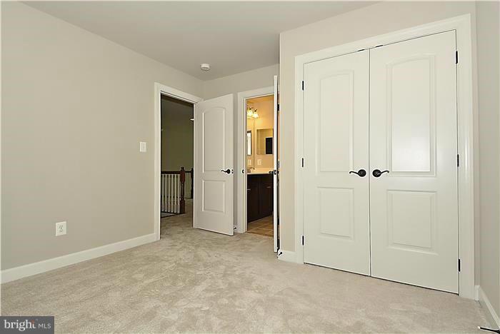 CARDINAL GLEN - Residential