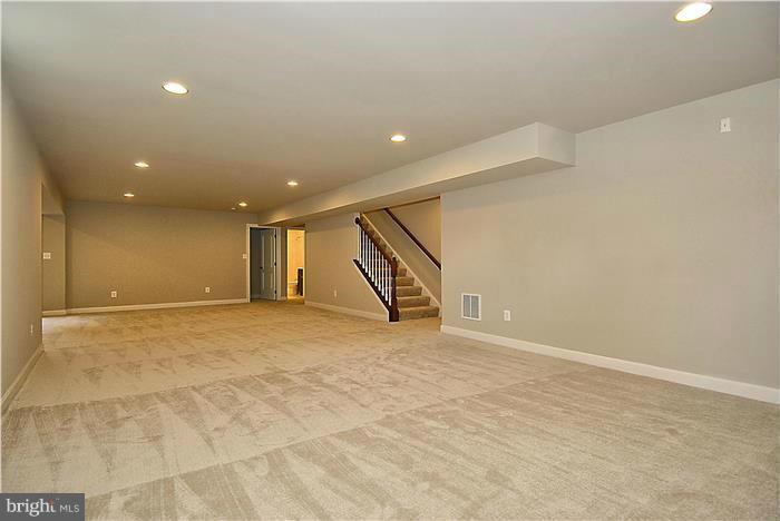 CARDINAL GLEN - Residential