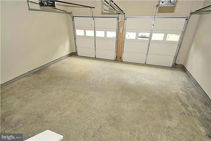 CARDINAL GLEN - Residential