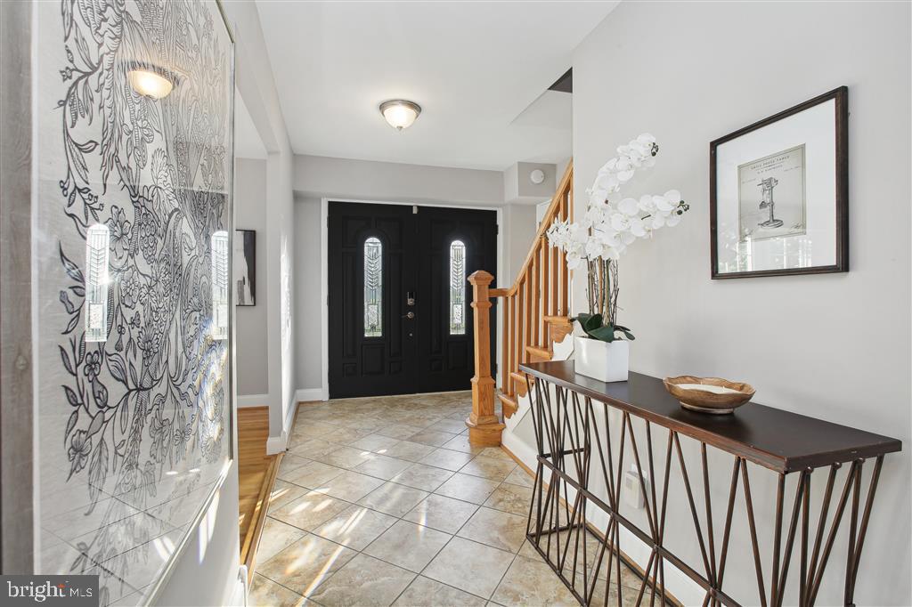 KINGS POINT - Residential