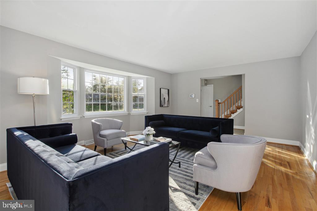 KINGS POINT - Residential