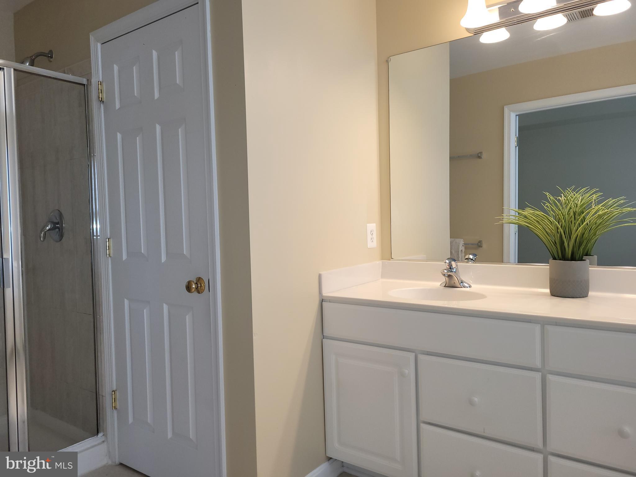 FAIRCREST - Residential Lease