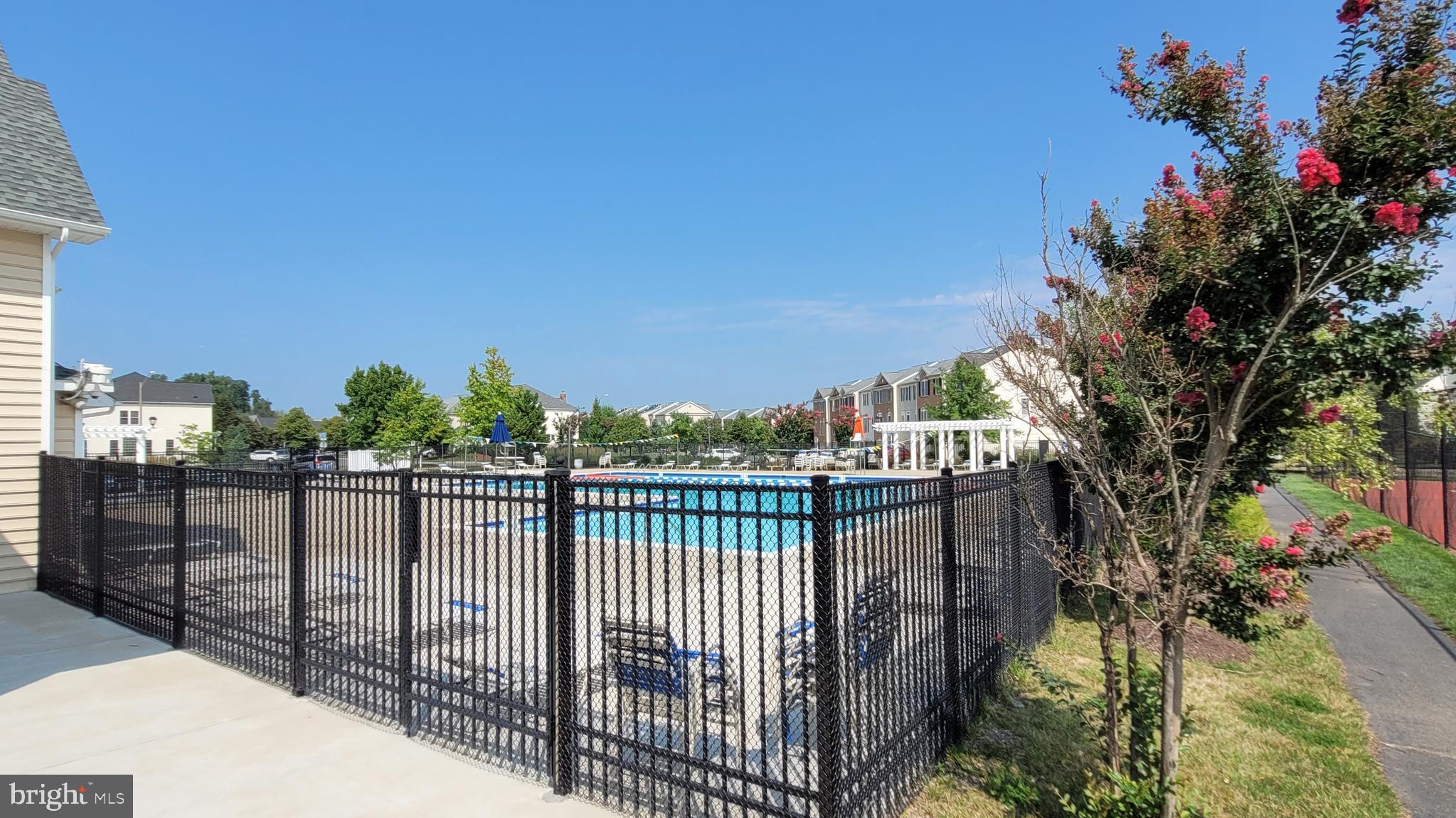 FAIRCREST - Residential Lease