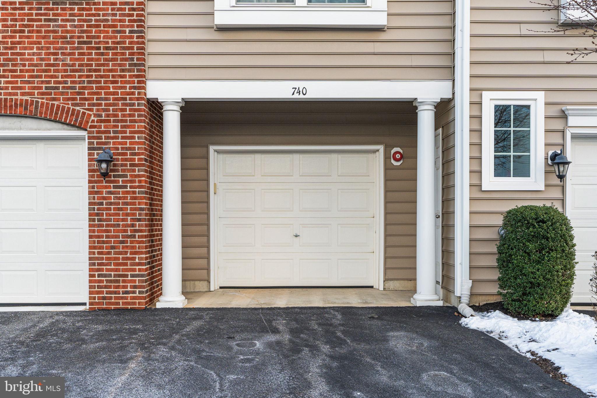 DEER RUN COMMONS - Residential