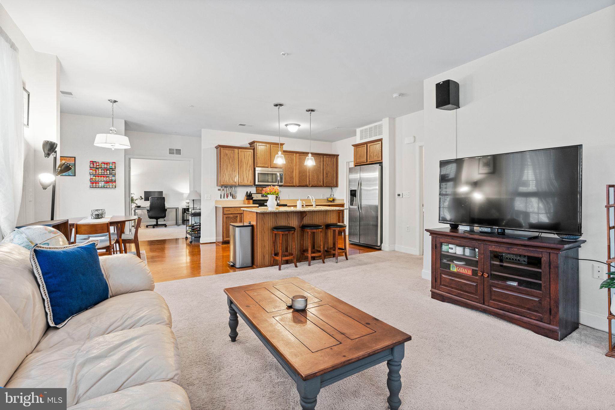 DEER RUN COMMONS - Residential