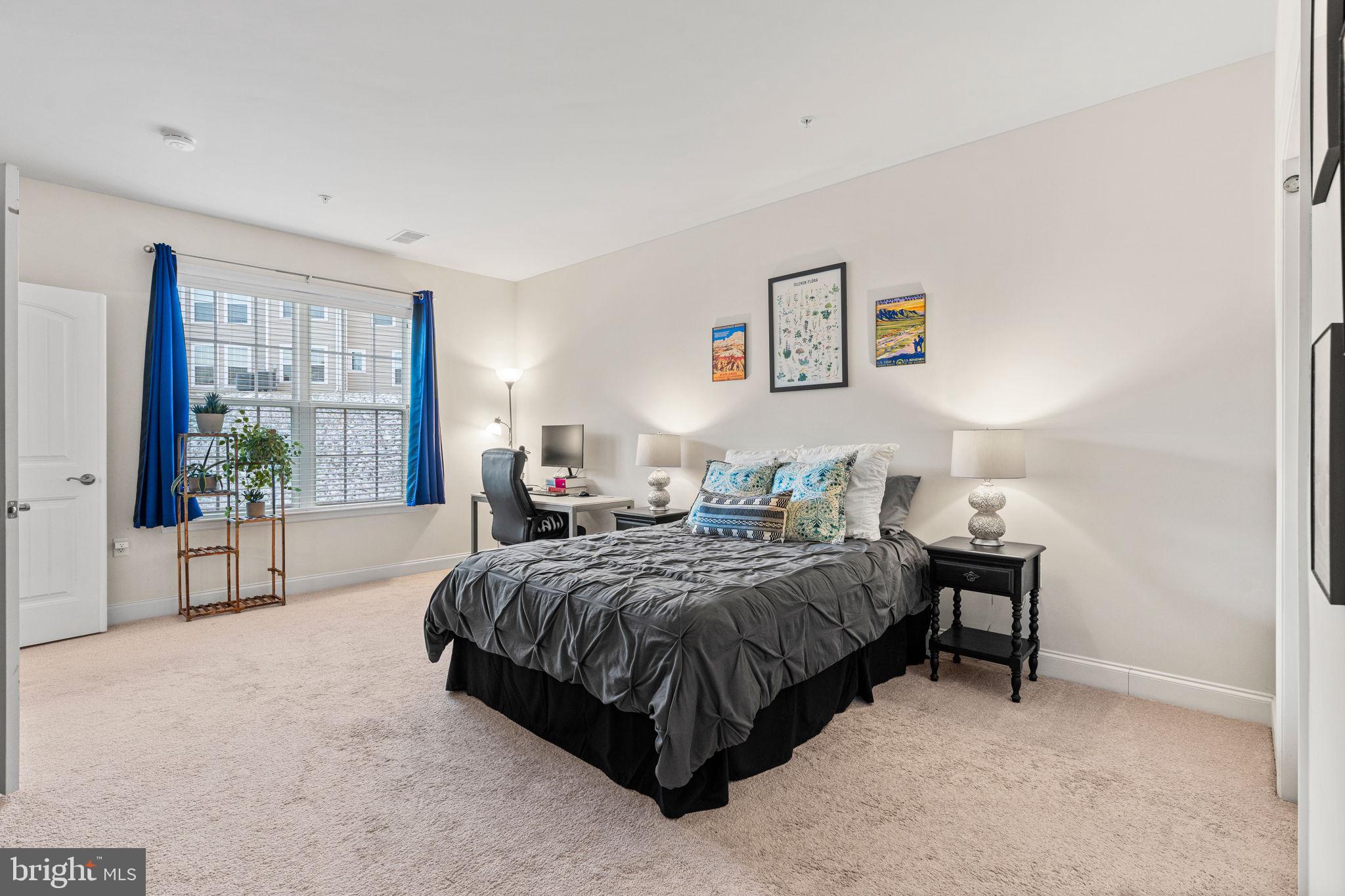 DEER RUN COMMONS - Residential