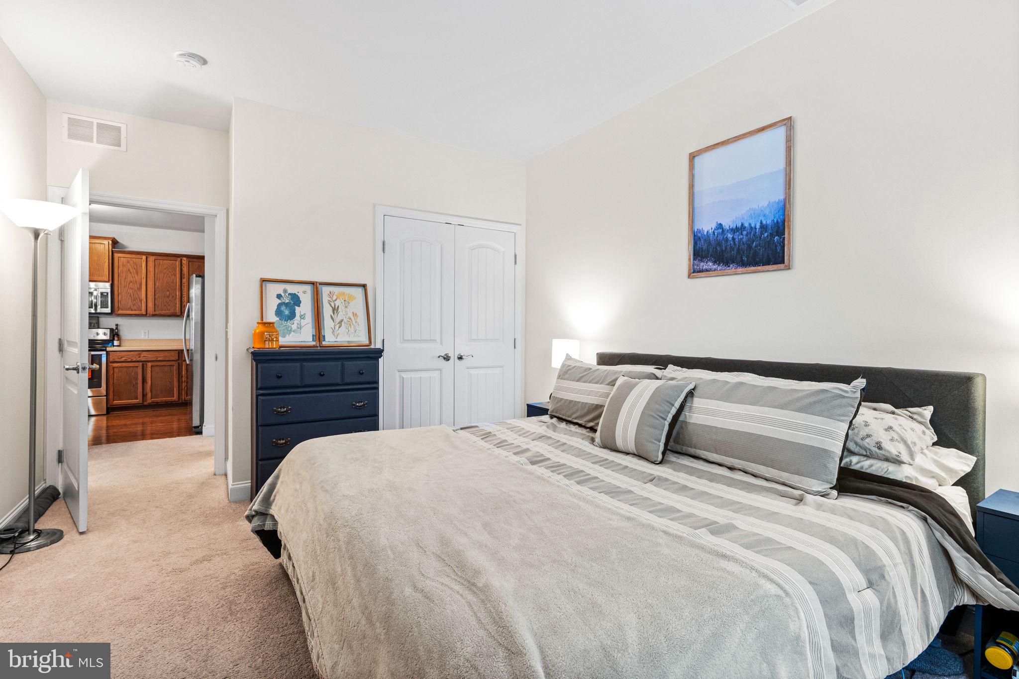 DEER RUN COMMONS - Residential