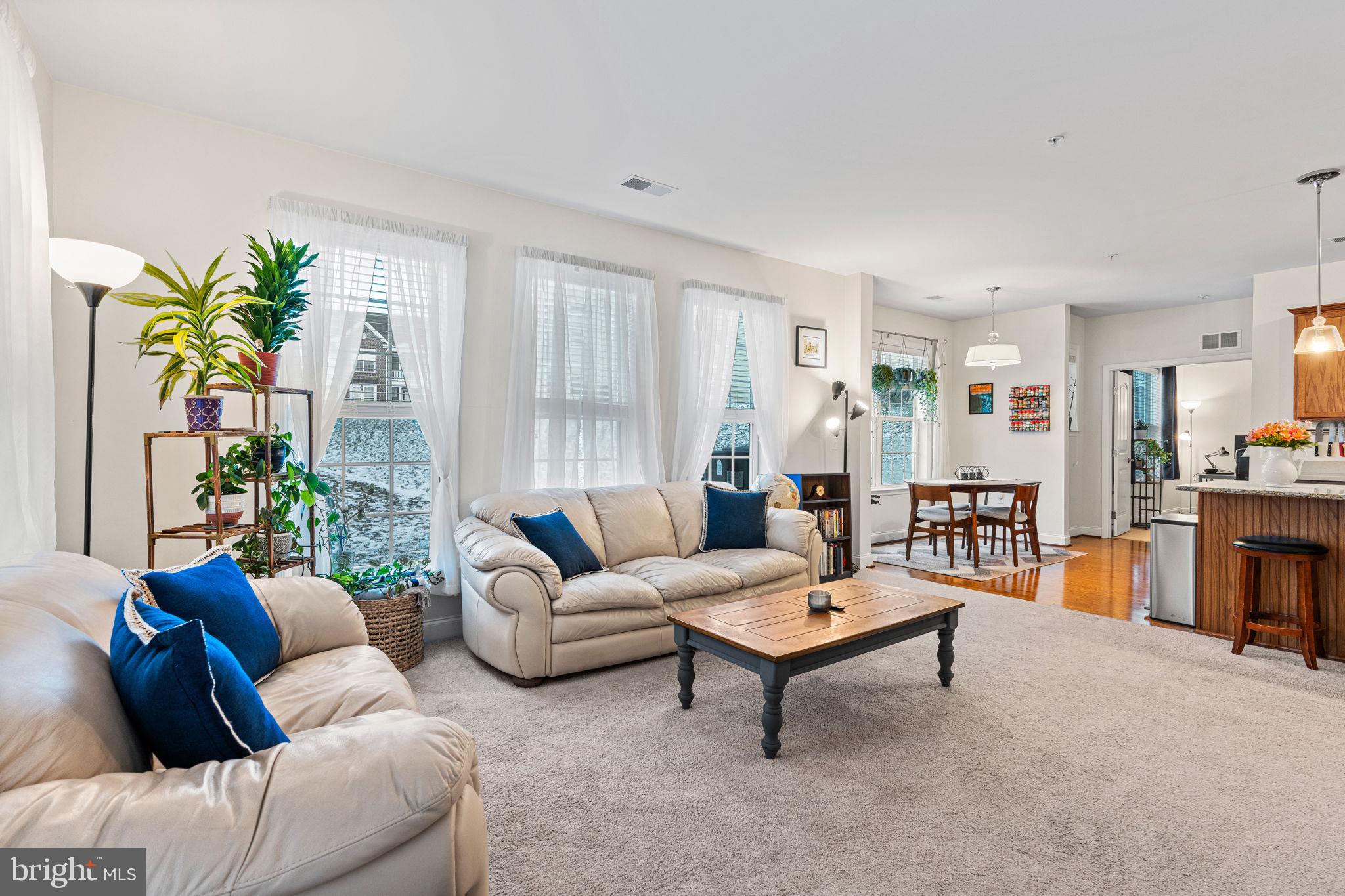 DEER RUN COMMONS - Residential