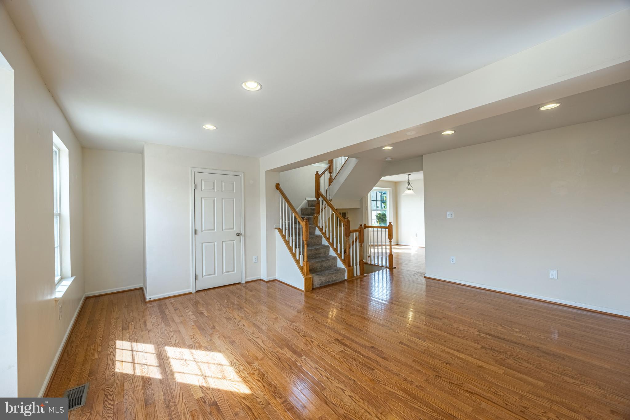 NORTHFIELD - Residential