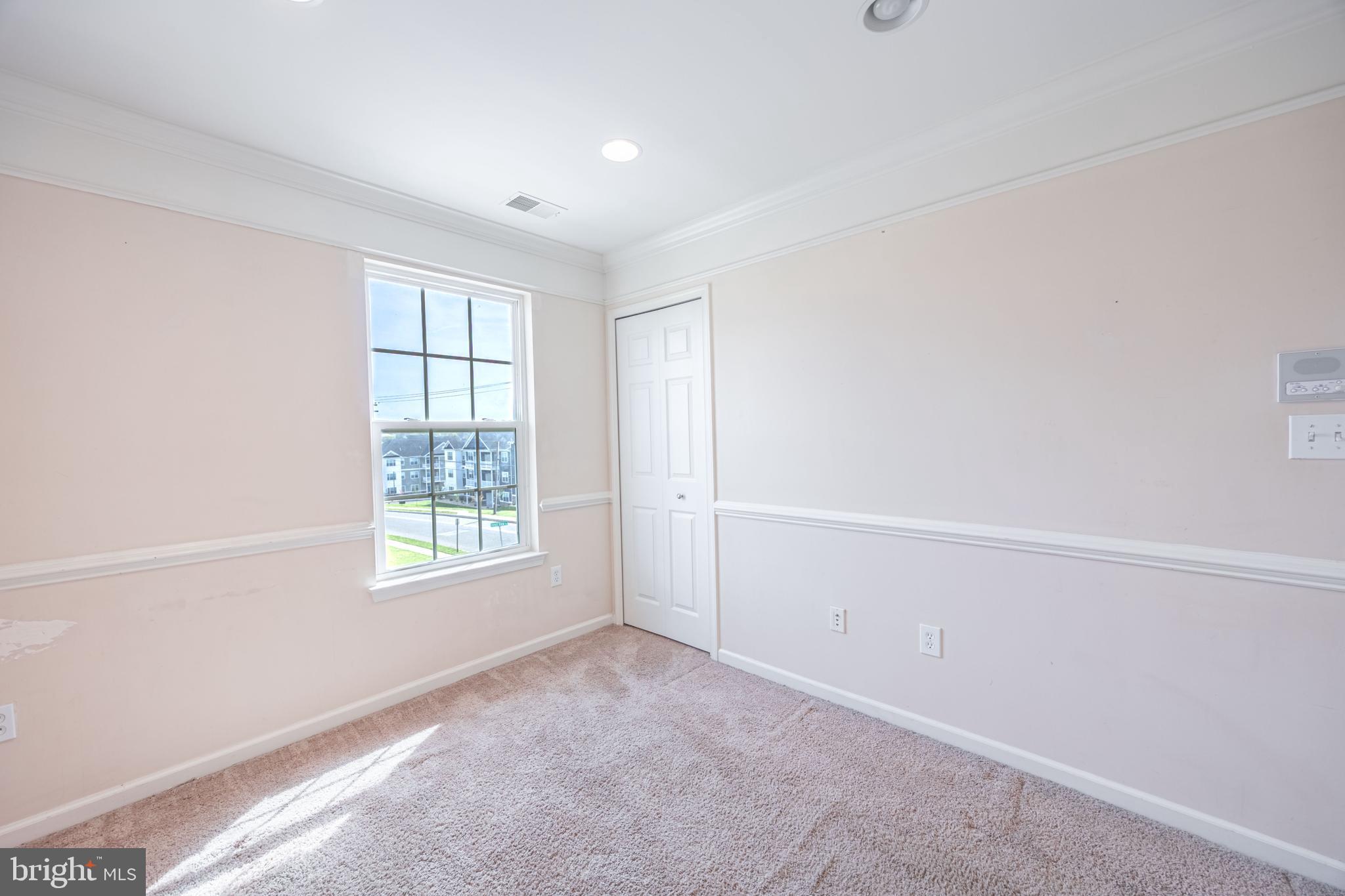 NORTHFIELD - Residential