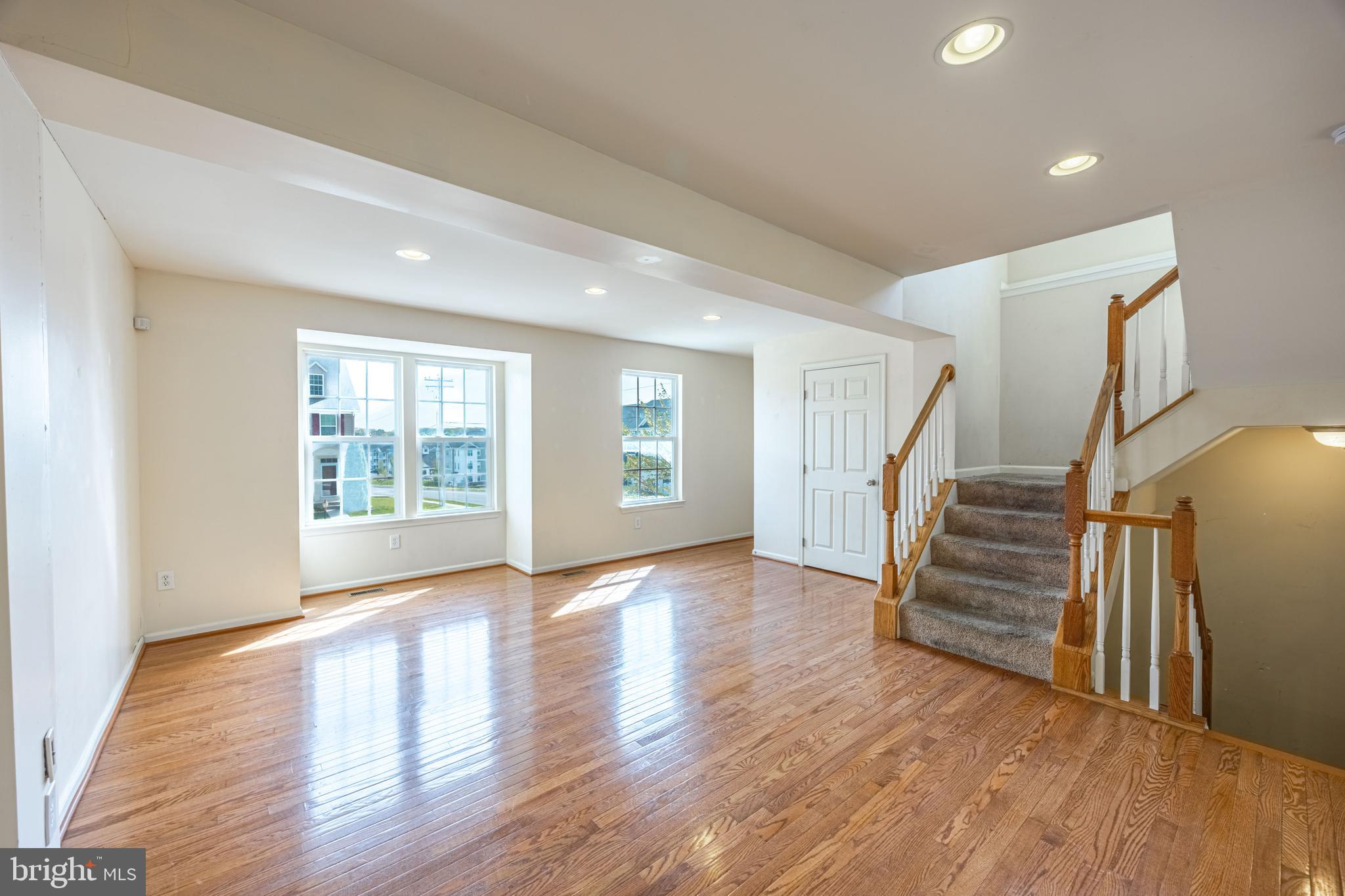 NORTHFIELD - Residential