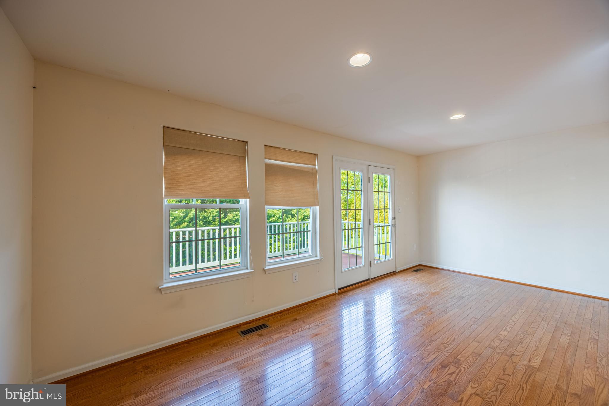 NORTHFIELD - Residential