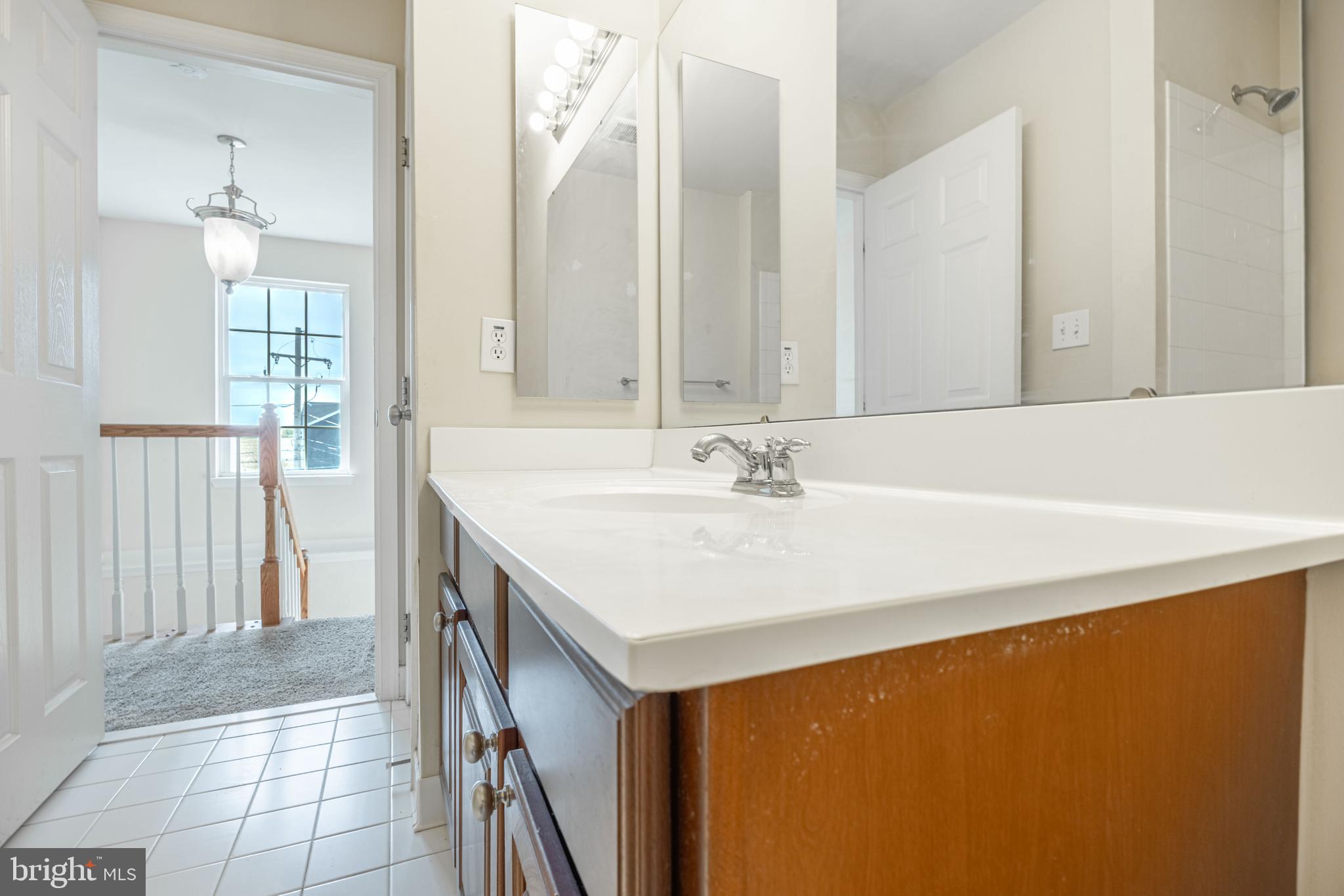 NORTHFIELD - Residential