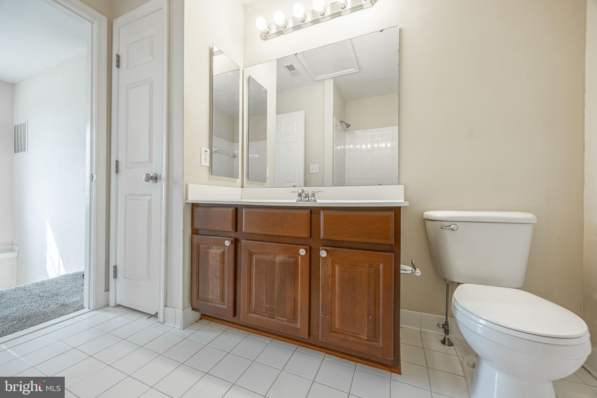 NORTHFIELD - Residential