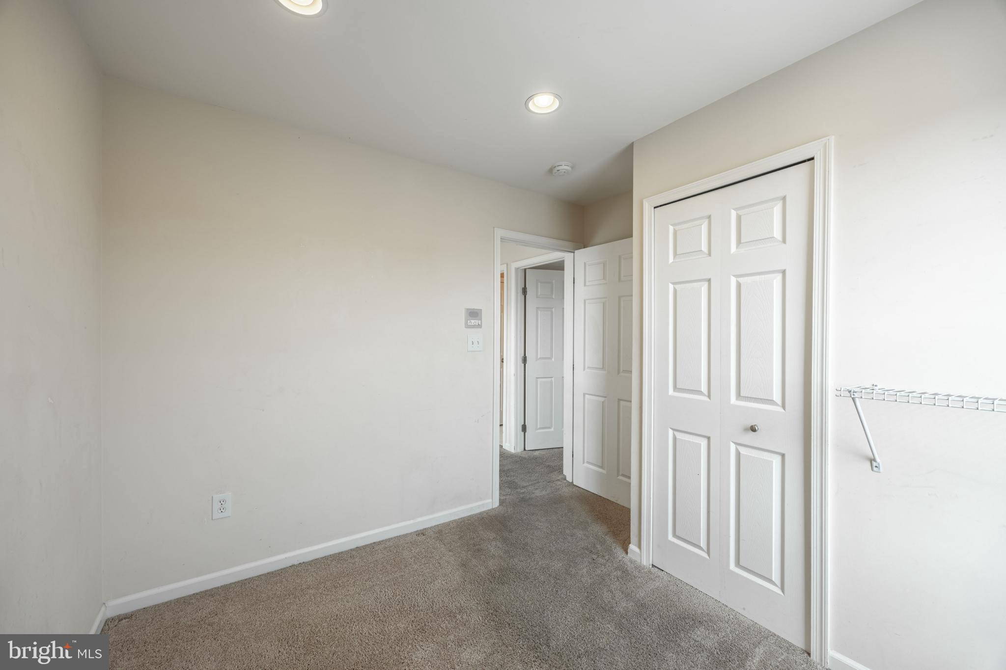 NORTHFIELD - Residential