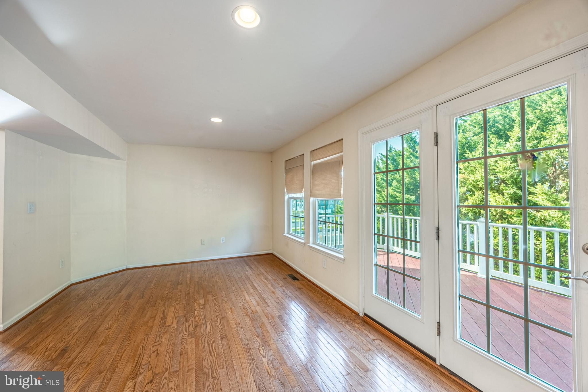 NORTHFIELD - Residential