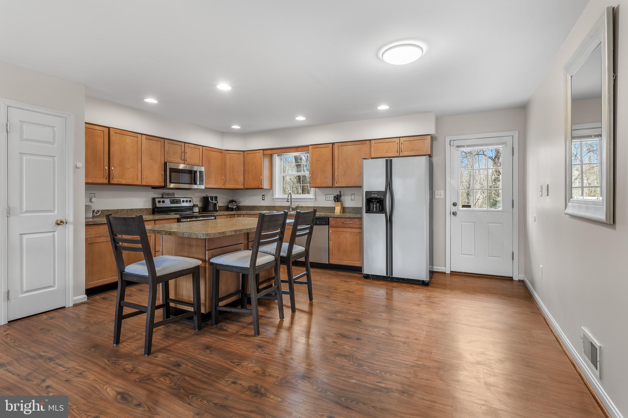 411 W MCKENDREE ROAD