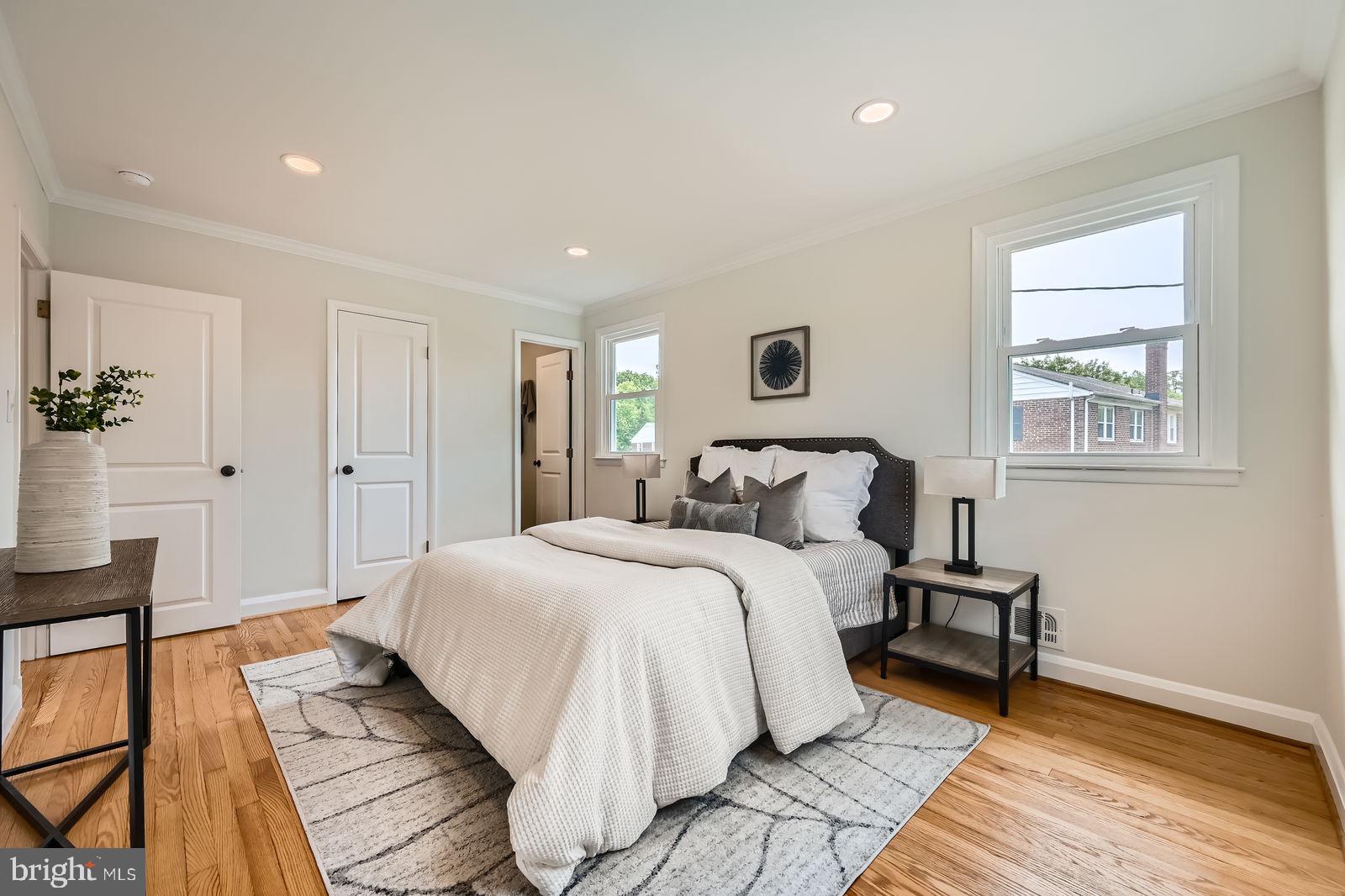 THORNLEIGH - Residential