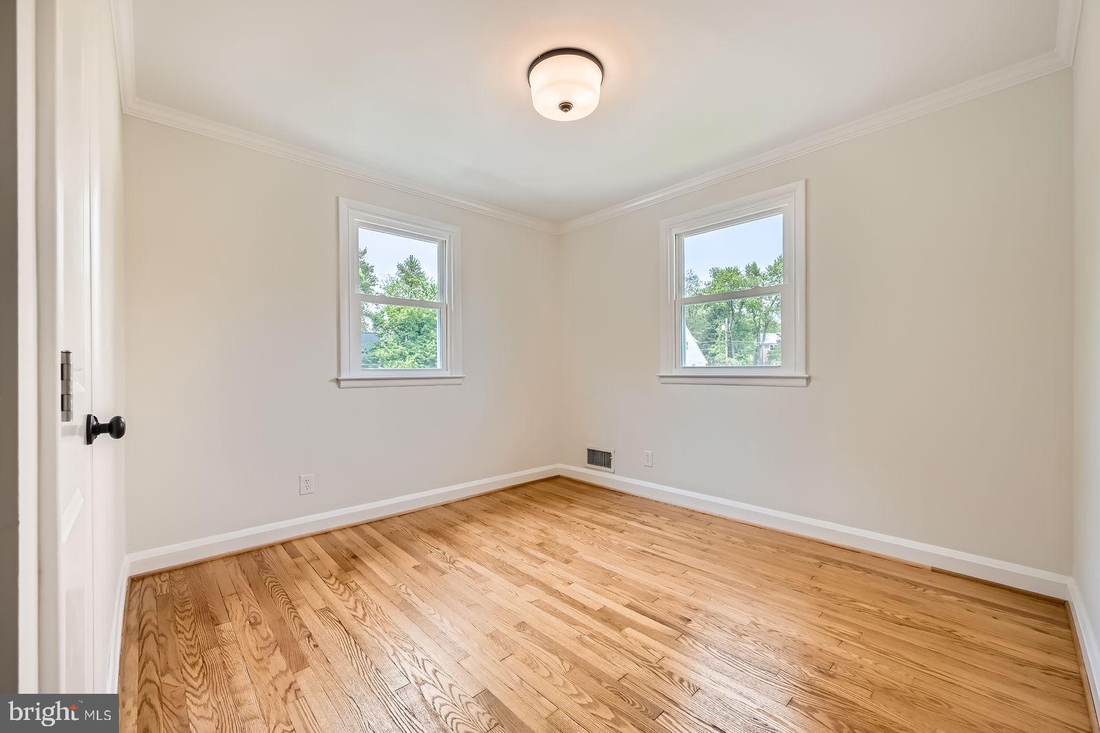 THORNLEIGH - Residential