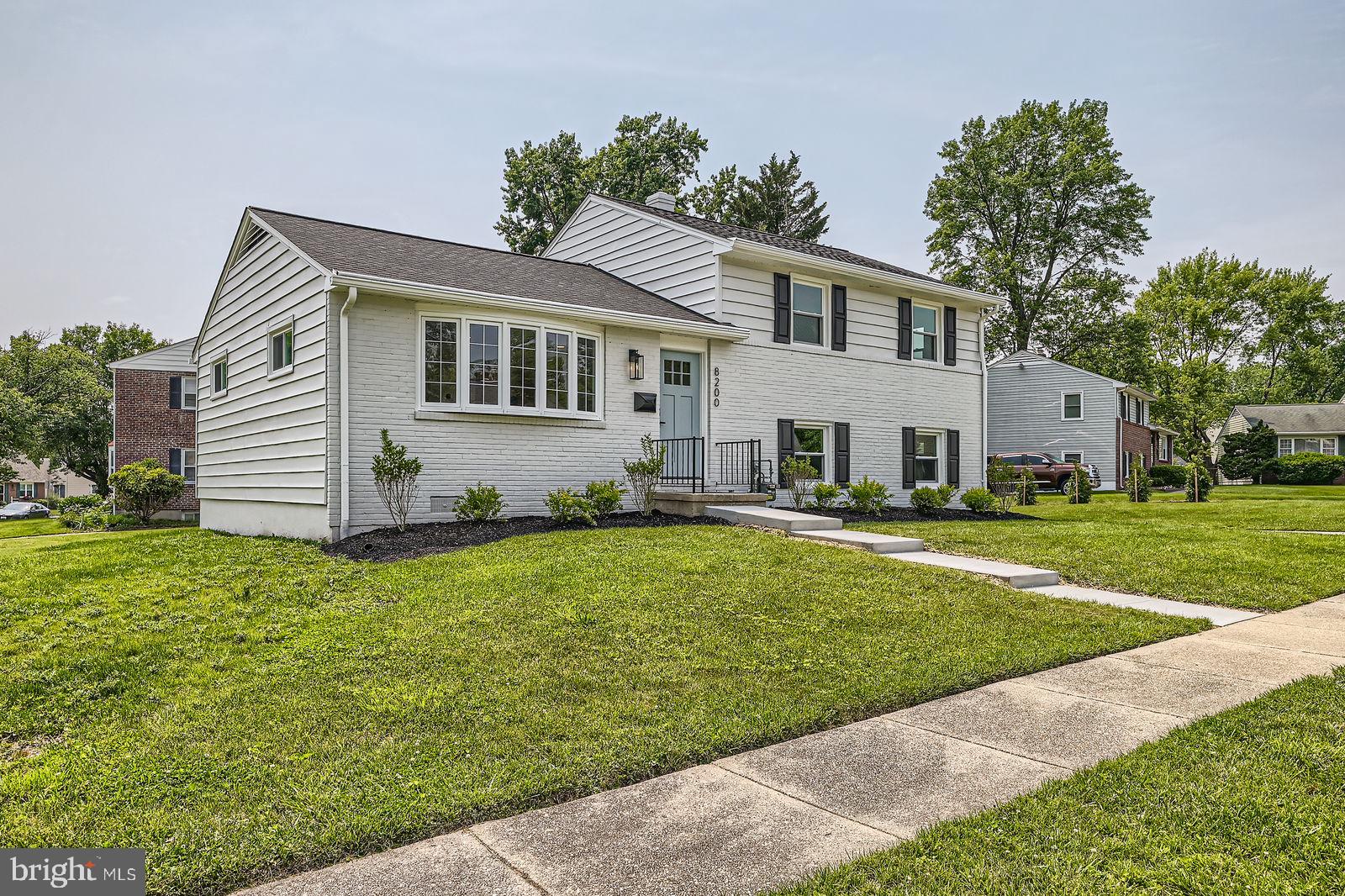 8200 BOMAN COURT