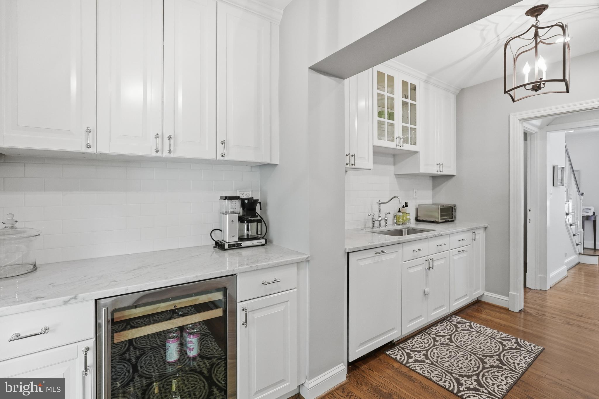 CHEVY CHASE - Residential