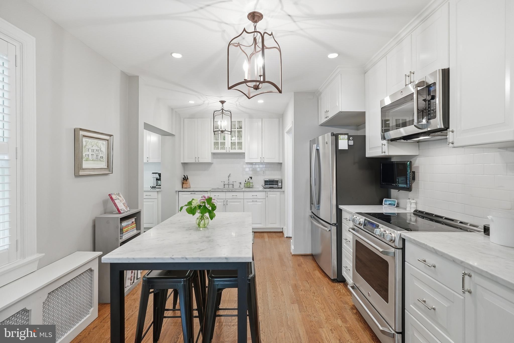 CHEVY CHASE - Residential